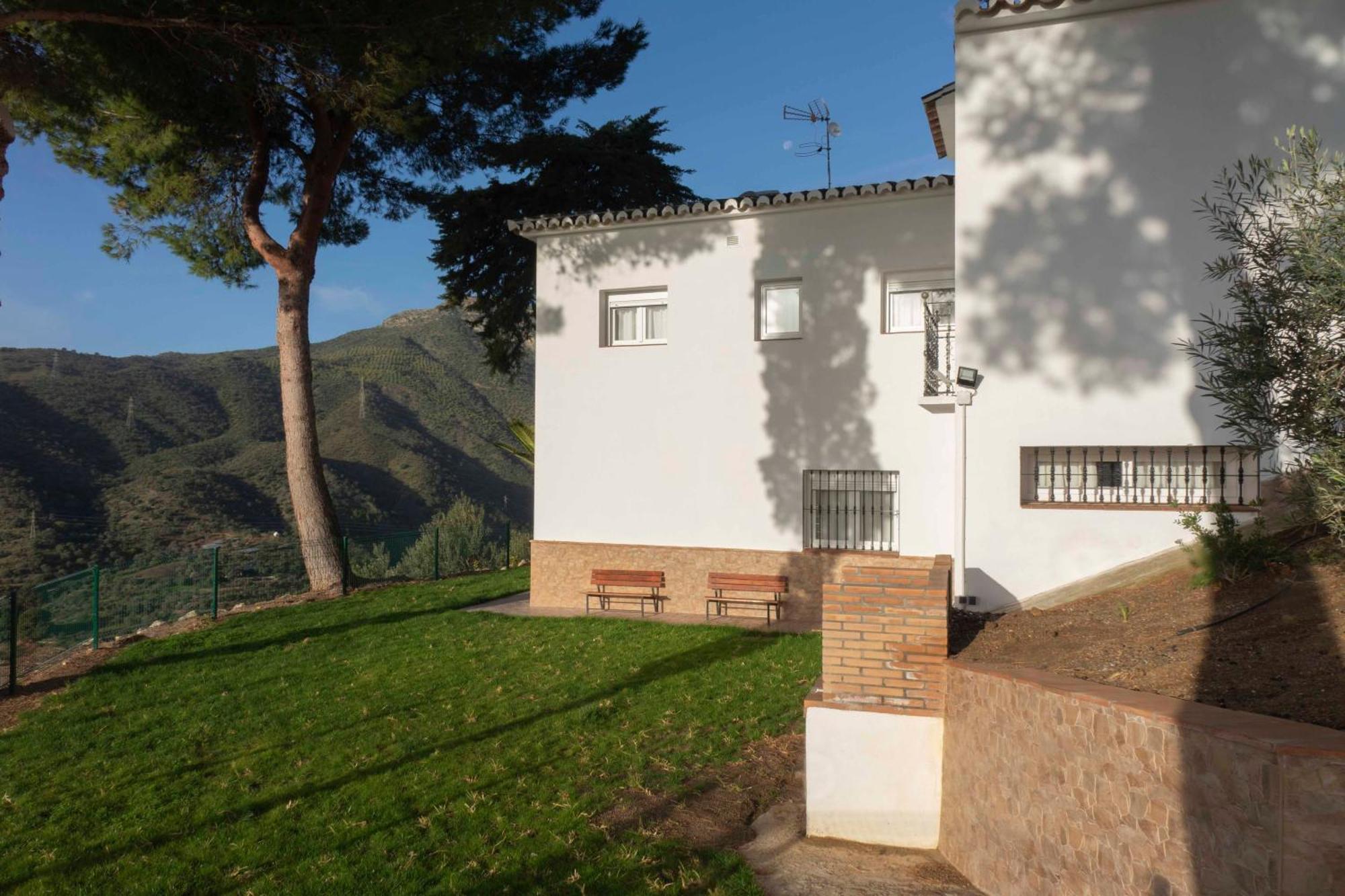 Lagar Del Chorro Junto Caminito Del Rey Piscina Y Baloncesto Apartman Kültér fotó