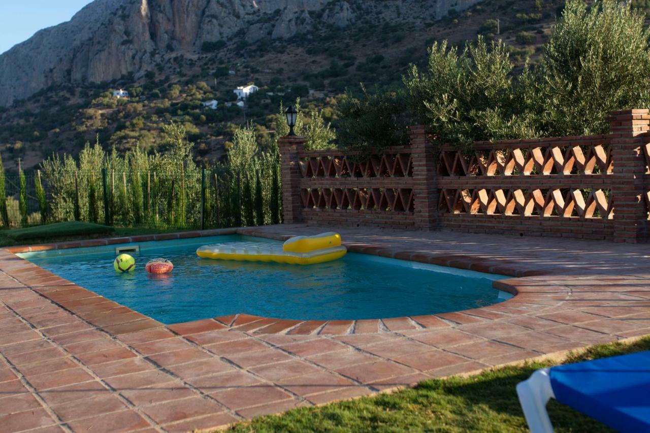 Lagar Del Chorro Junto Caminito Del Rey Piscina Y Baloncesto Apartman Kültér fotó